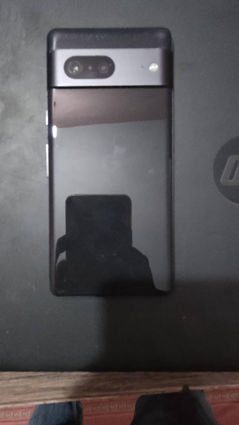 Google Pixel 7 4