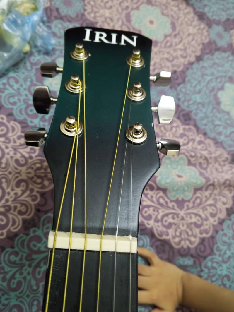 guittar 8
