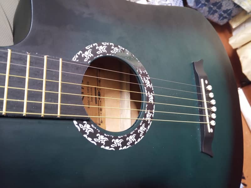 guittar 10