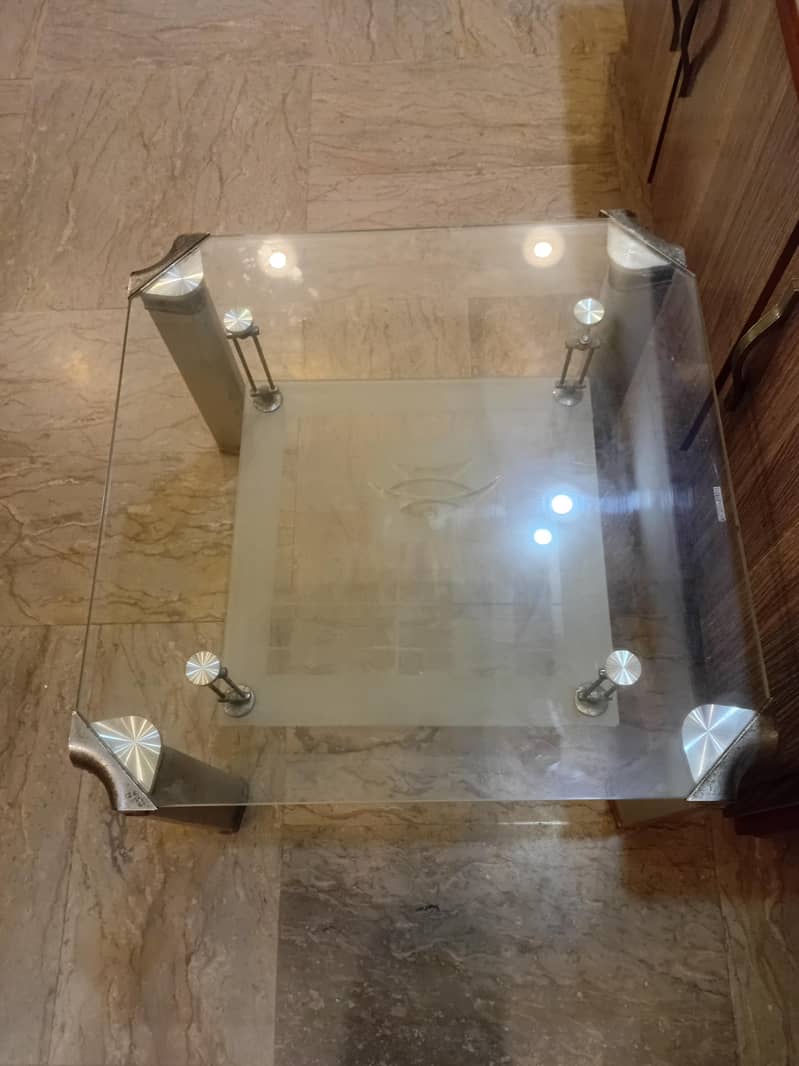 2 side tables 3