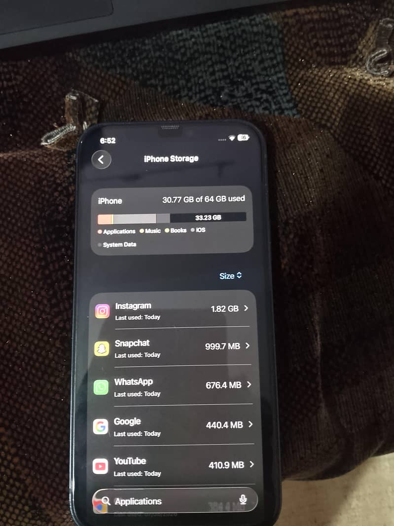 Apple iPhone 12 3