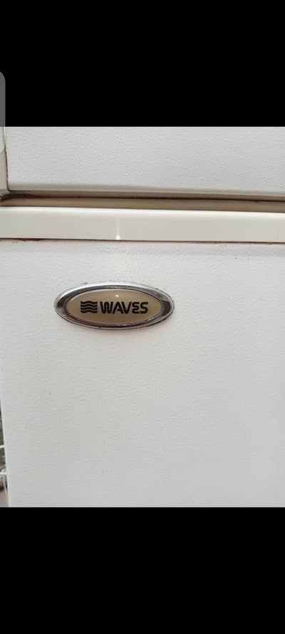 Waves Chest Deep Freezer - Good Working Condition"