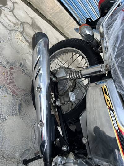 Honda 125 2022 modal slaf start red collar 03315449974