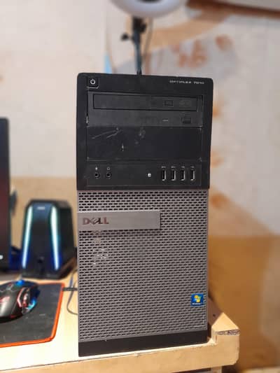 Core i5 3rd Gen with 2GB Graphic card and GTA 5 installed