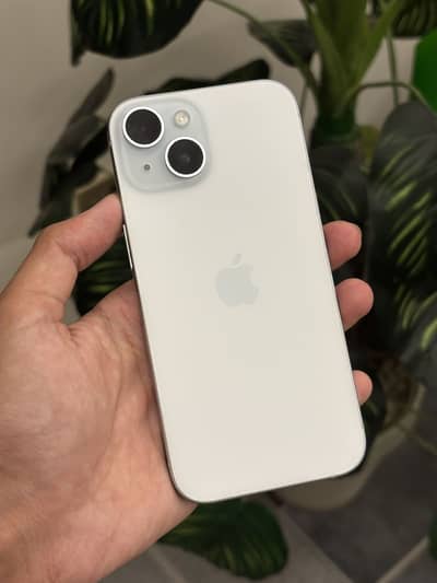 Apple iPhone 15
