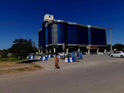 10x53 Ground floor FGEHA transfer shop for Sale G-13/1