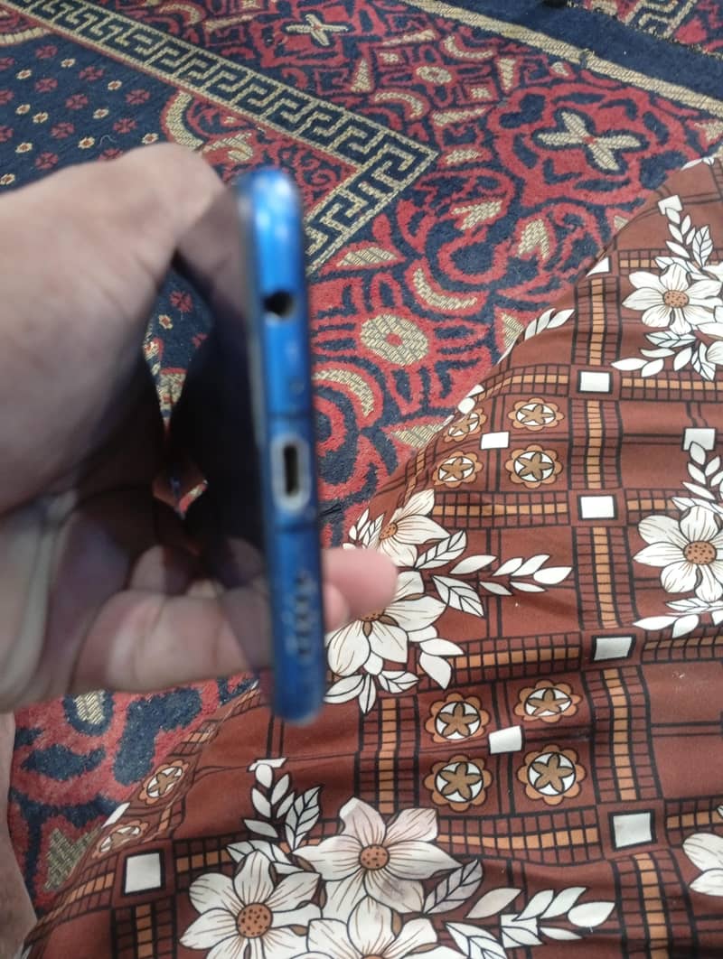 Honor 8X 3