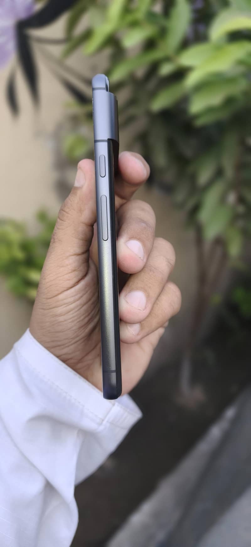 Google Pixel 8 4