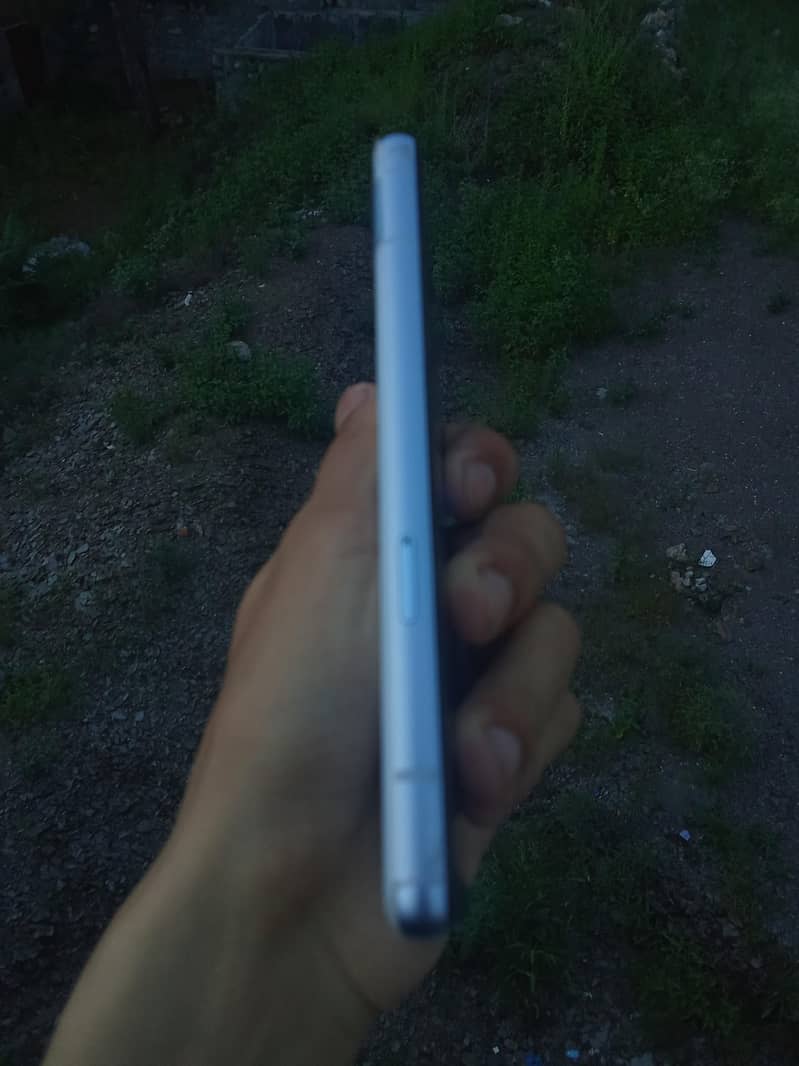Google Pixel 7a 2