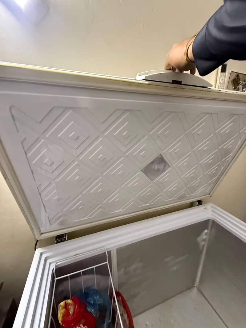 waves deep freezer 0