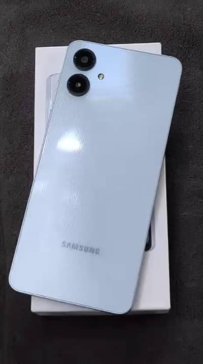 Samsung Mobile A06
