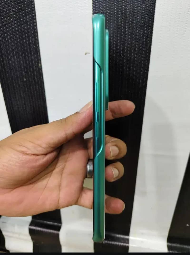 camon 50pro 1