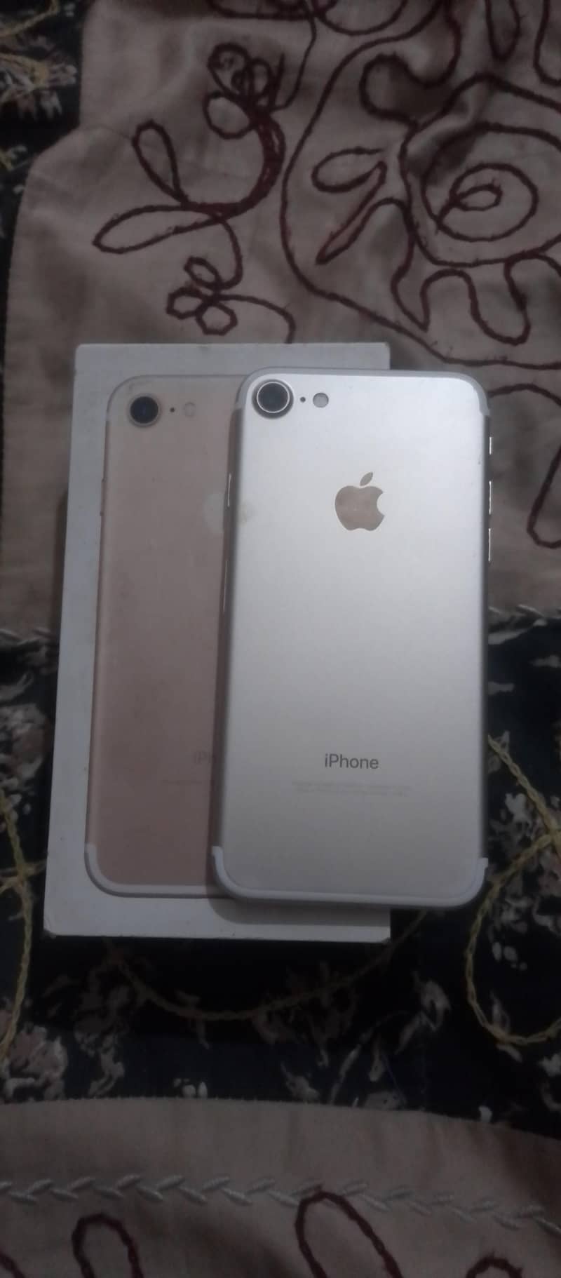 Apple iPhone 7 1