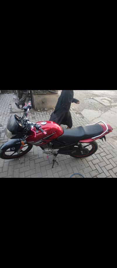 Yamaha ybr bike