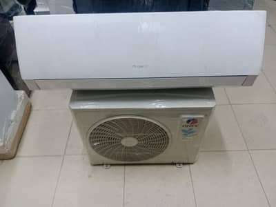 Gree Pular 1.5 Ton DC inverter Geniune One year waranty (0321/0807777)