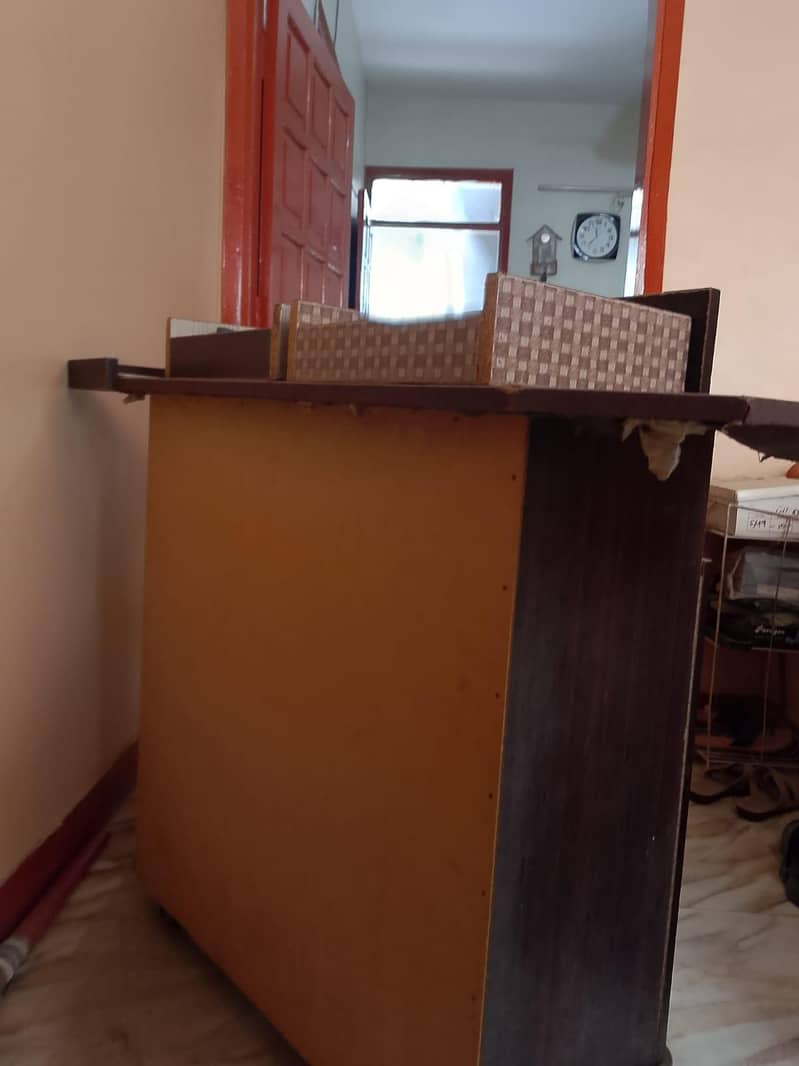 First class iron stand 6