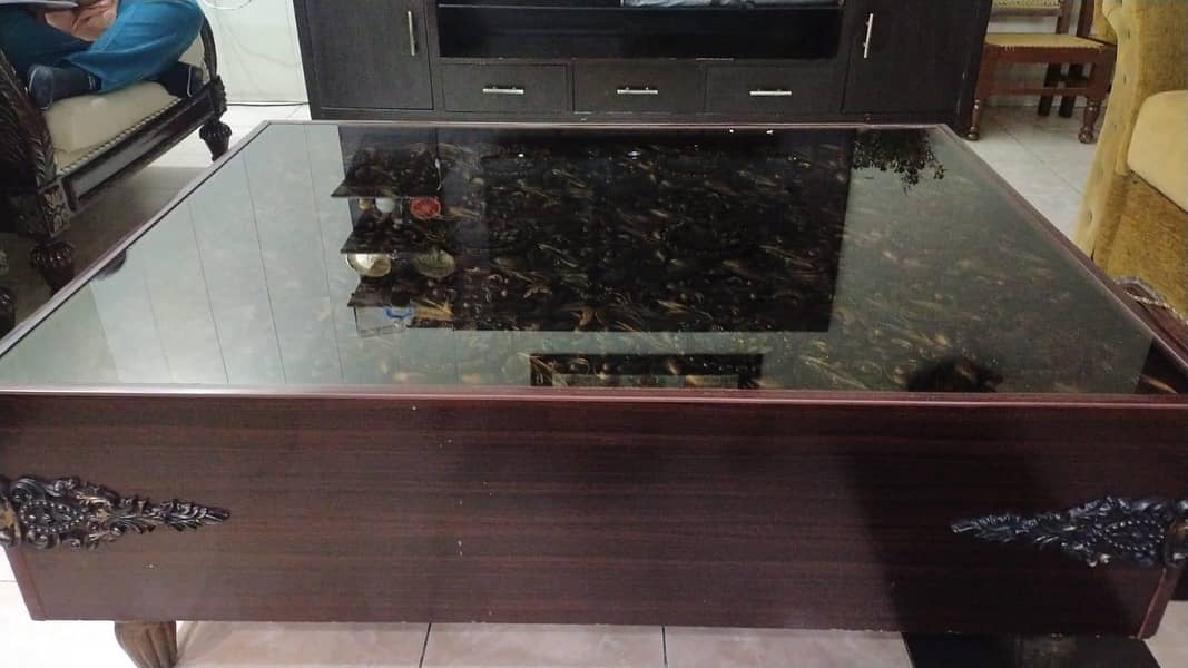 tv lounge table 0