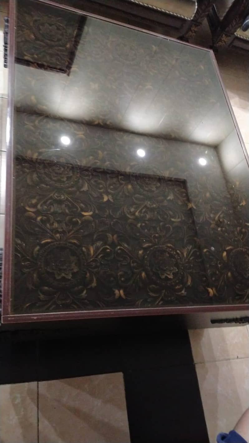 tv lounge table 4