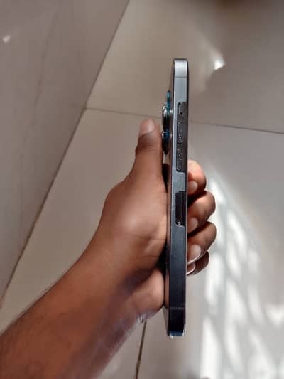 Apple iPhone 13 Pro