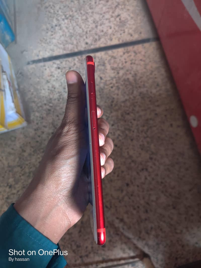 Apple iPhone 7 Plus 4