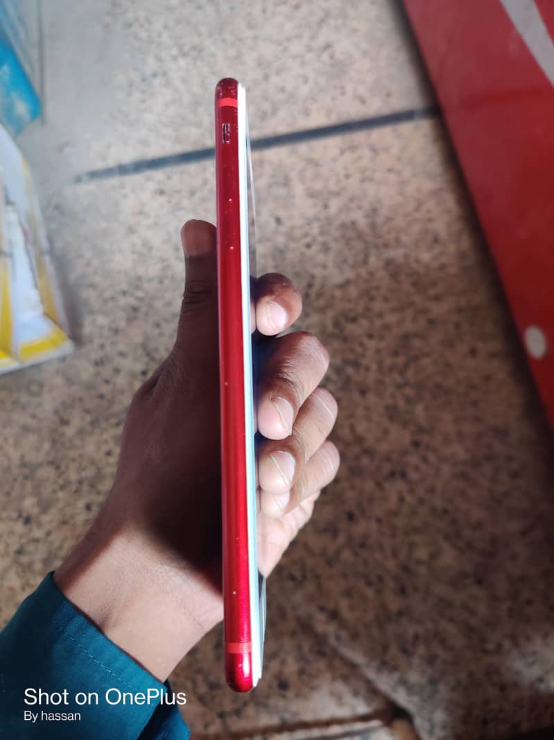 Apple iPhone 7 Plus 6