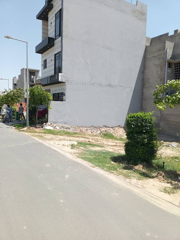 Plot Is Available Near To Plot 153 B 8