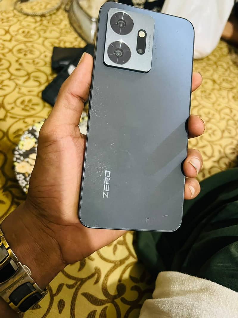 Infinix Zero 20 1