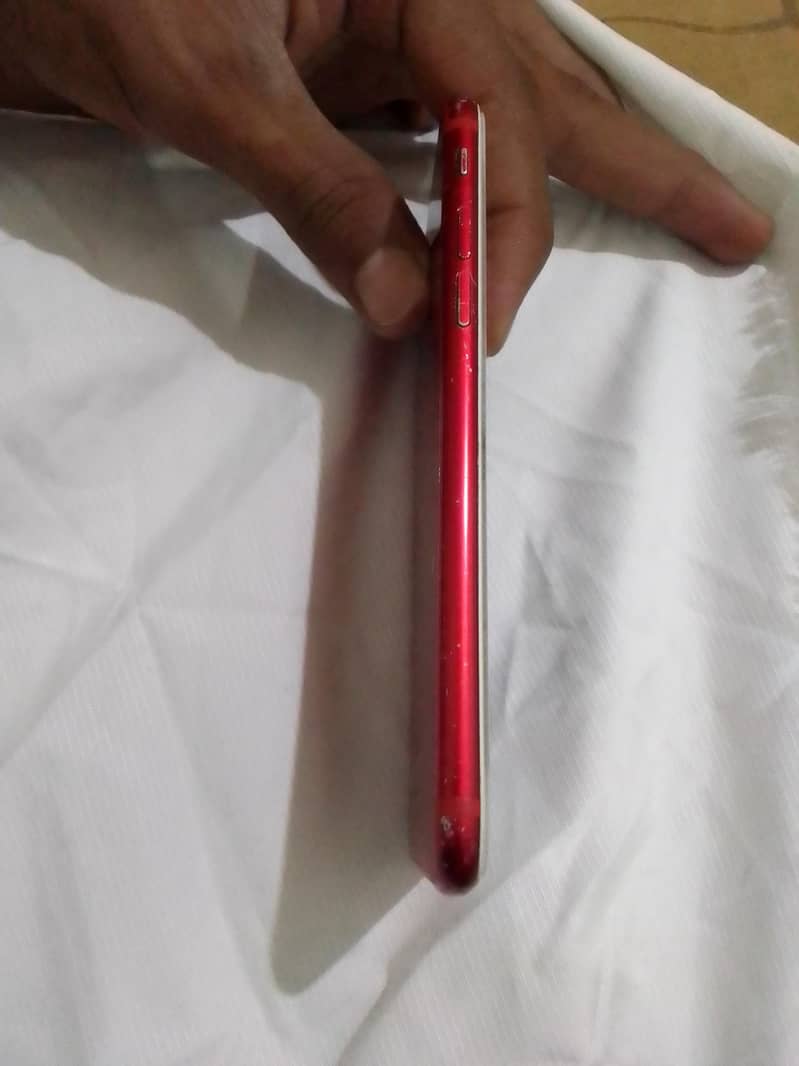Apple iPhone 7 2