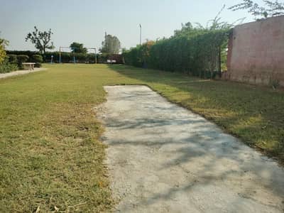 A Prime Location Farm House Of 2500 Square Yards In Gadap Town