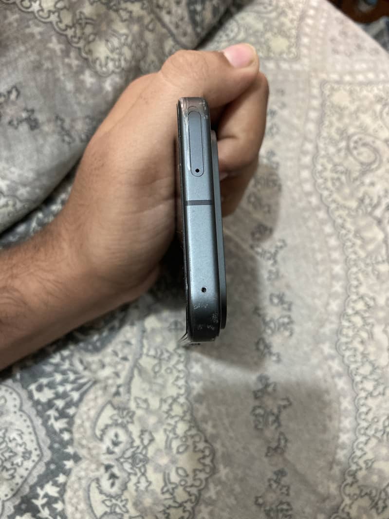 Google Pixel 10 5