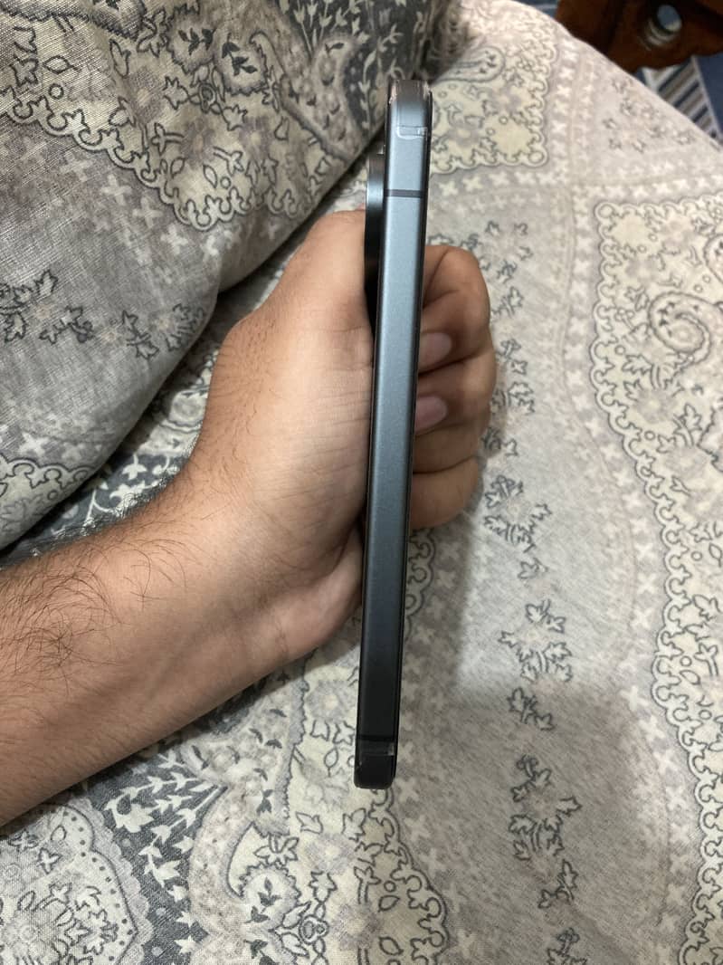 Google Pixel 10 8