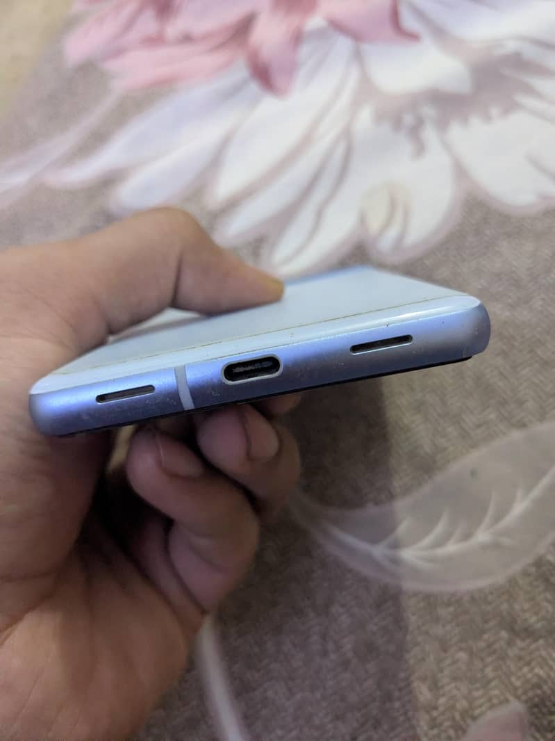 Google Pixel 7a 1