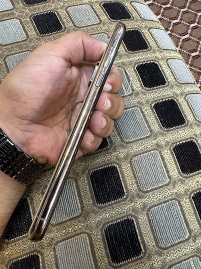 Apple iPhone XS