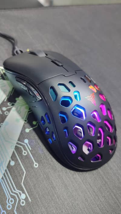 TEAMWOLF GAMING MOUSE