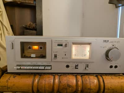 Akai CS-M01 cassette deck player