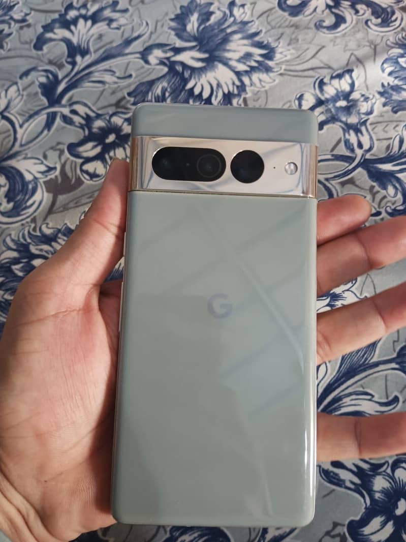 Google Pixel 7 Pro 2