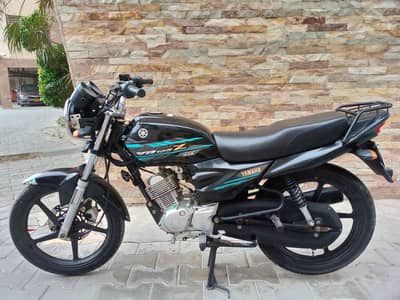 Yamaha YB 125z DX