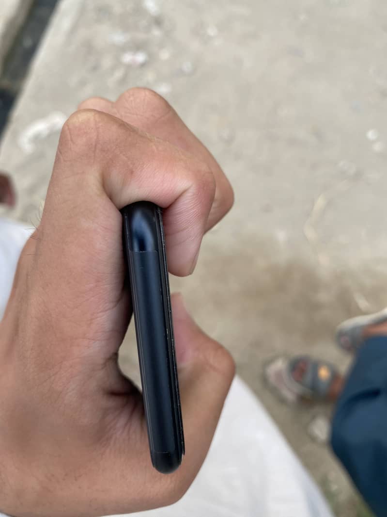 Apple iPhone SE 3 Jv 5