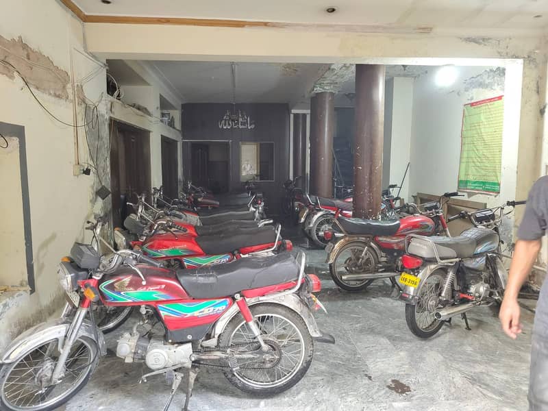 **VERSATILE BOYS HOSTEL 19