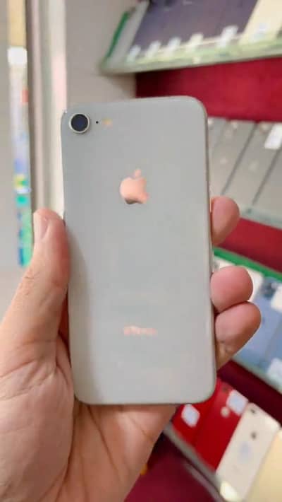 Apple iPhone 8 128 GB my WhatsApp 0301============1907===========466