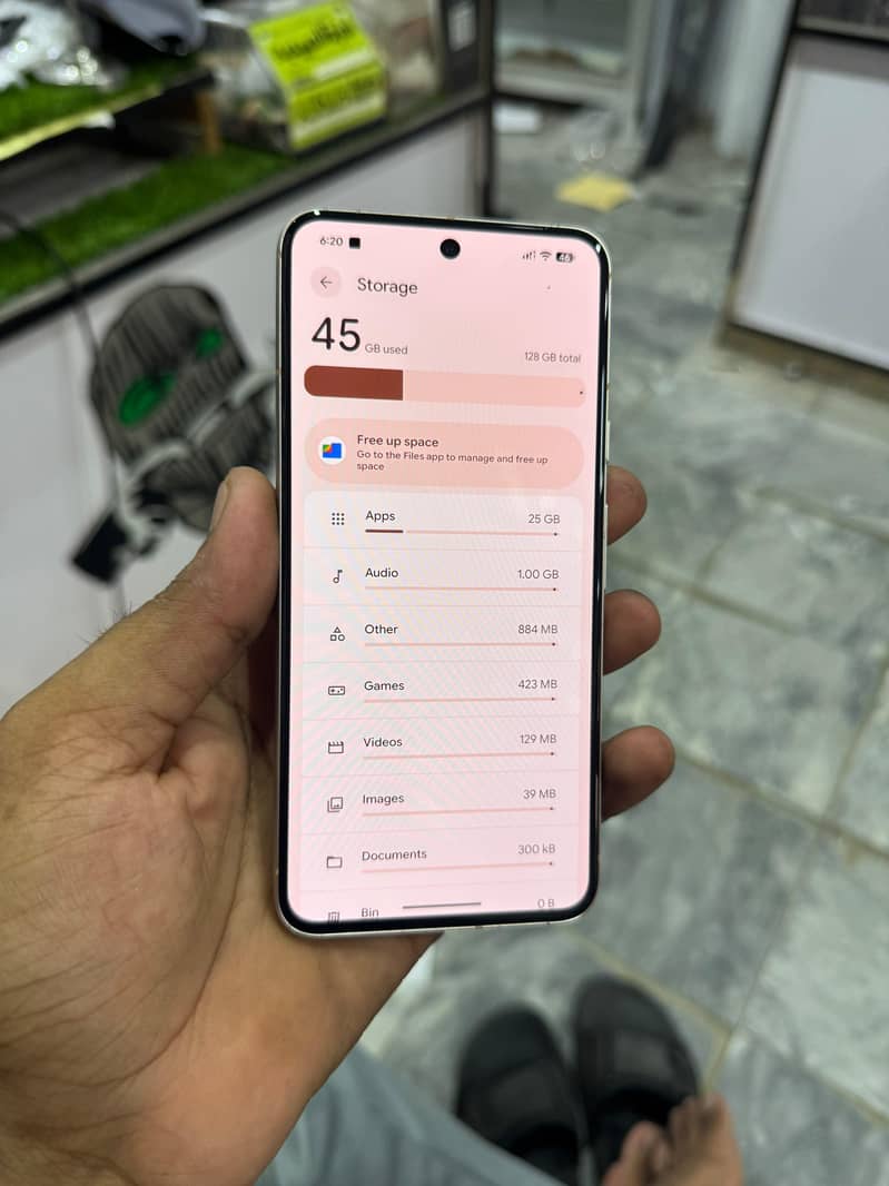Google Pixel 8 3