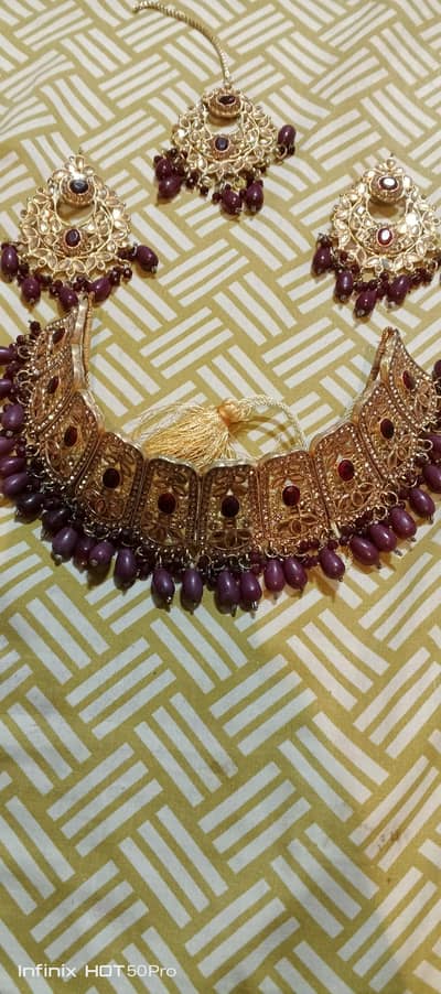 artificial jewelry