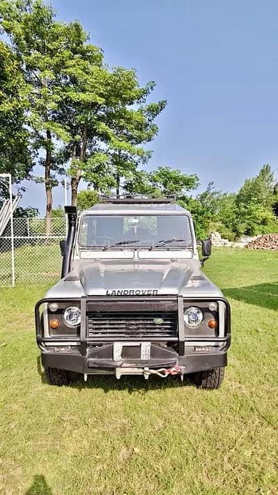 Land Rover Defender 2007