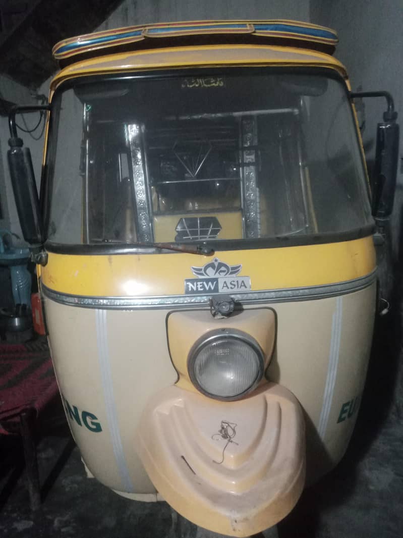 Good Condition Rickshaw 0