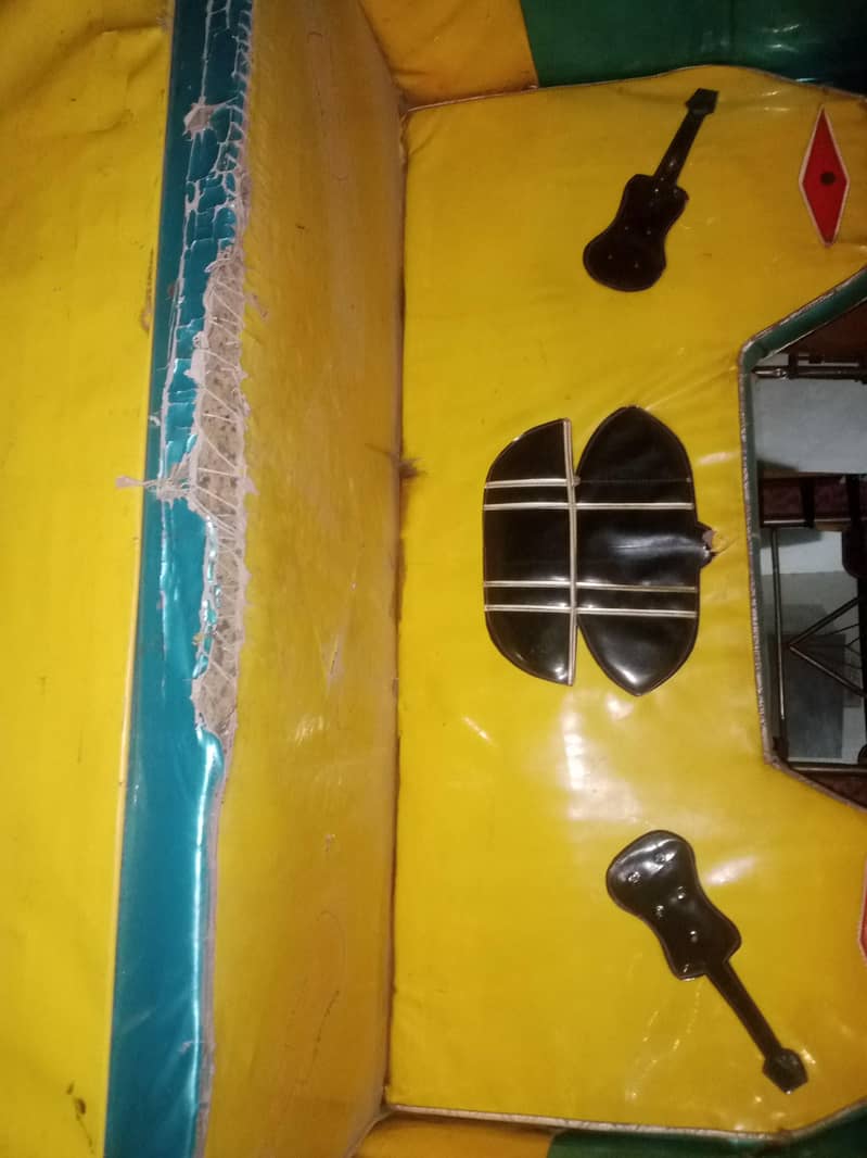 Good Condition Rickshaw 3