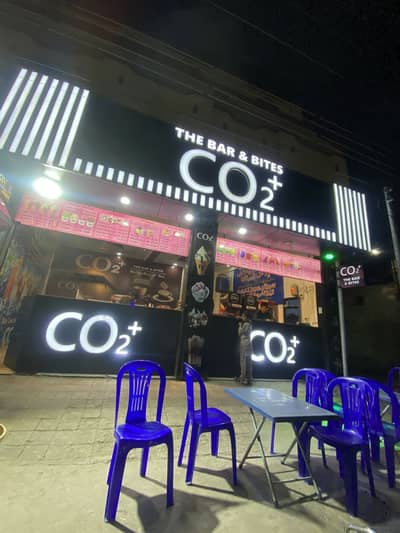 Ic cream and ice shake expert, chay pratha expert