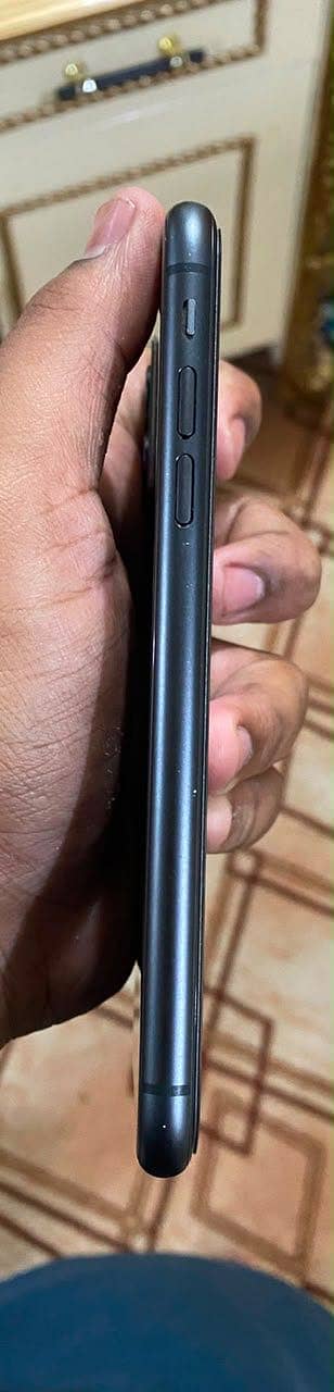 Apple iPhone 11 5