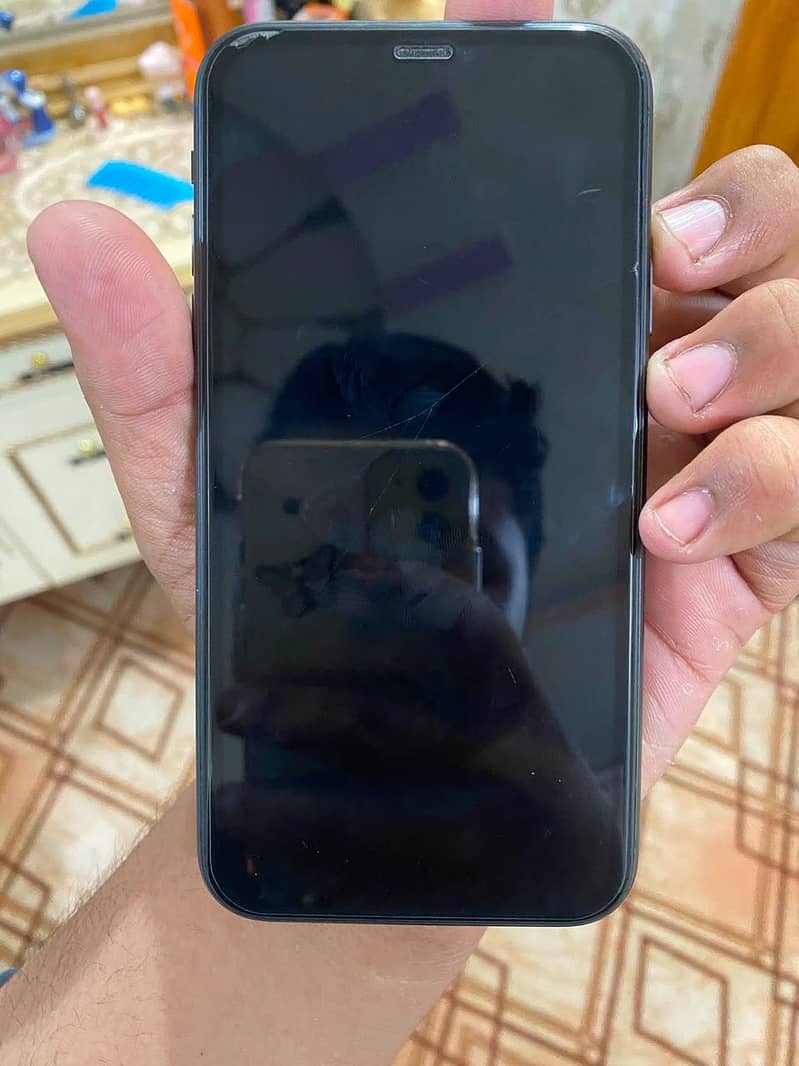 Apple iPhone 11 6