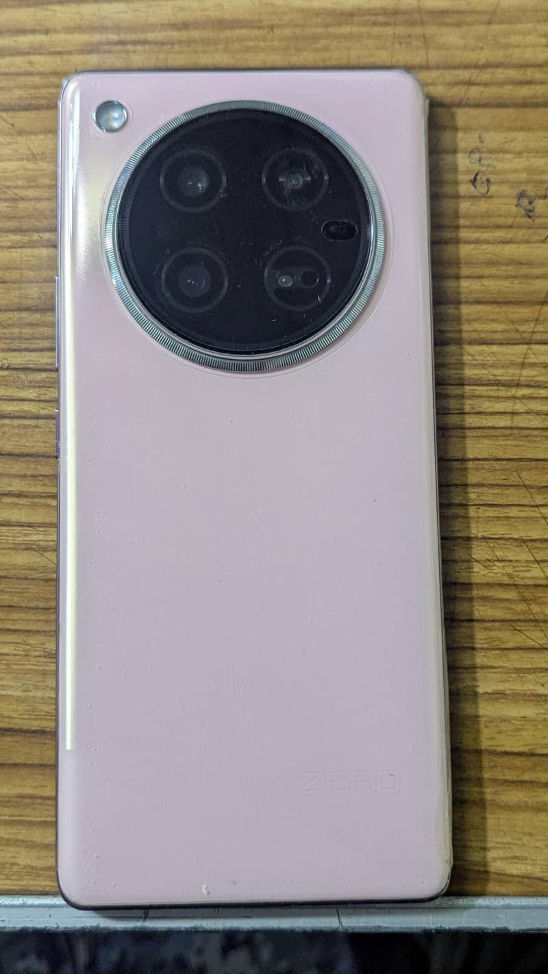 Infinix Zero 40 3