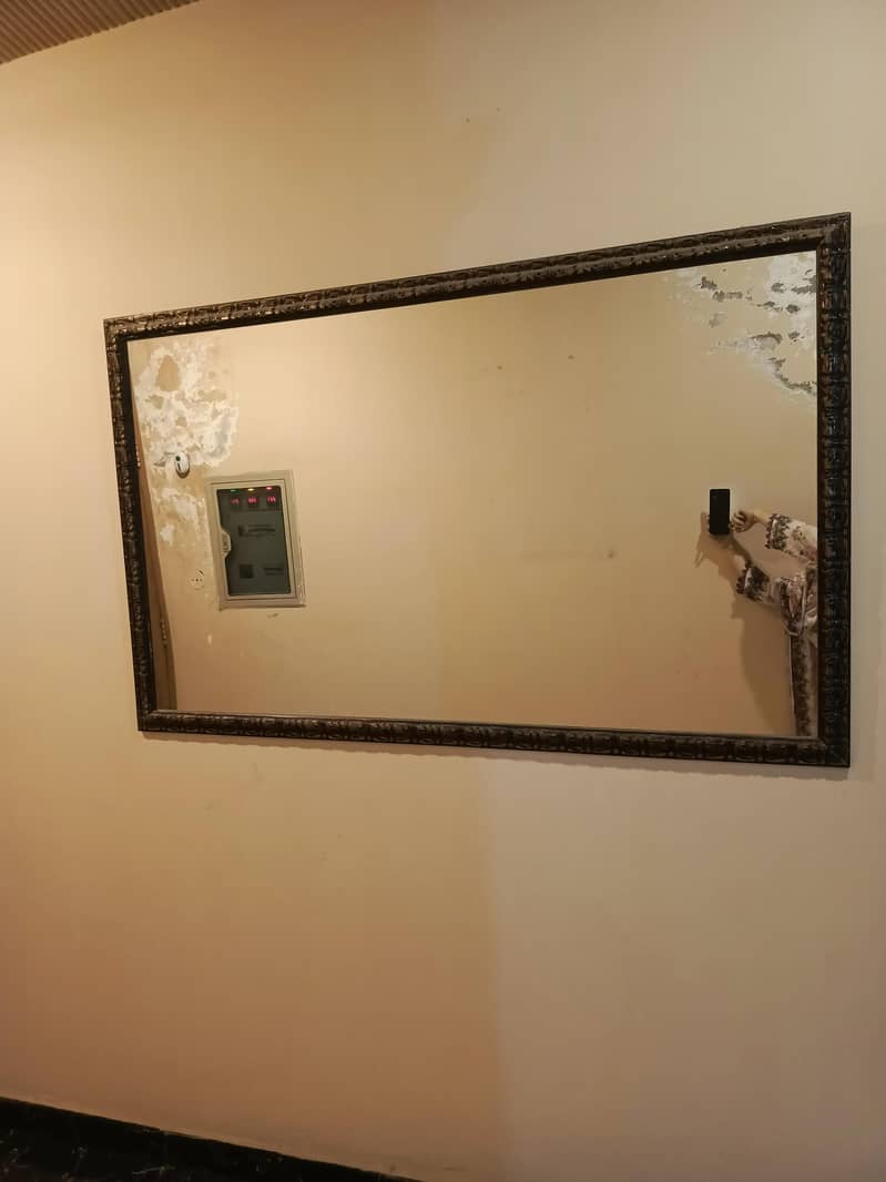 mirror 3